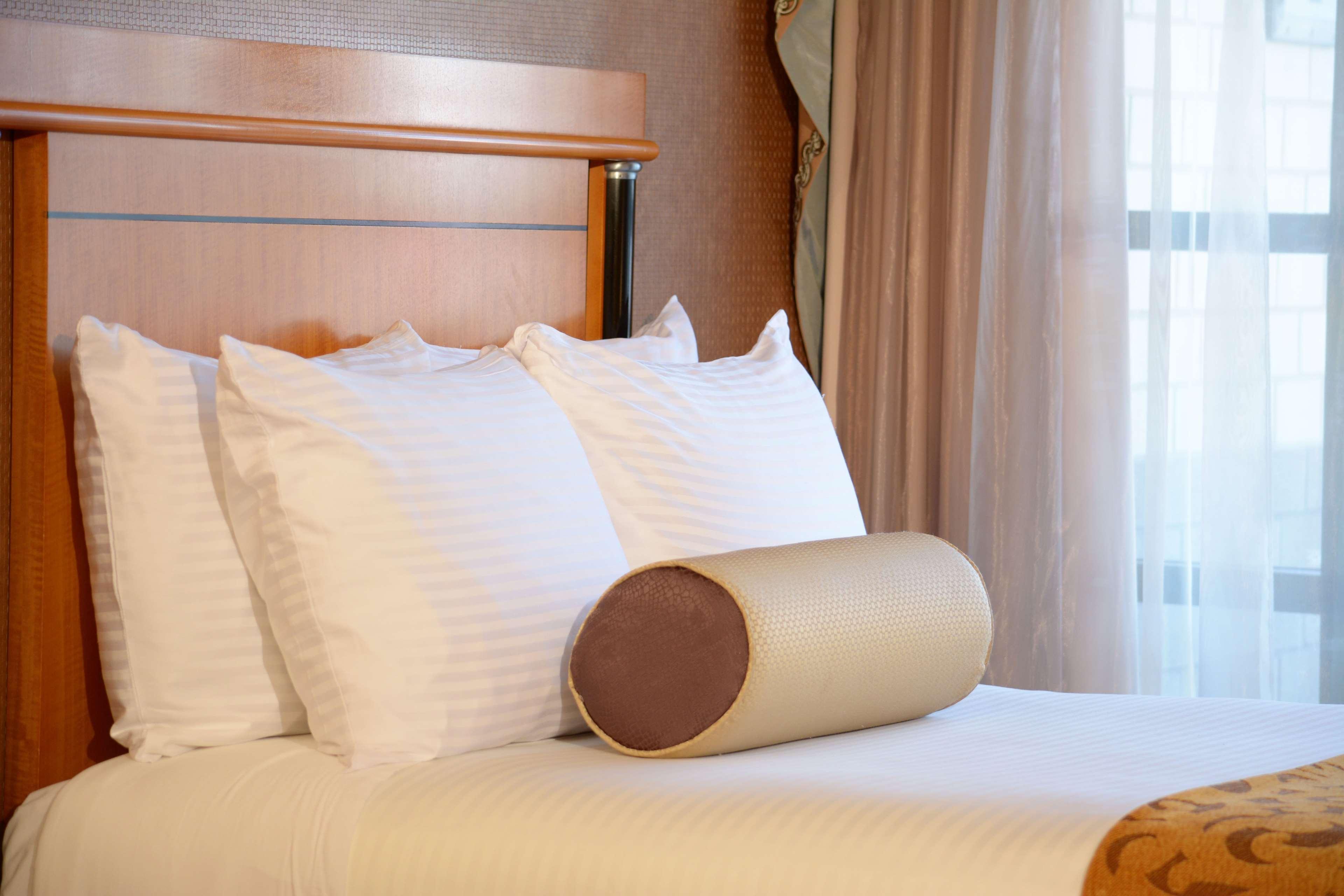 Hotel At